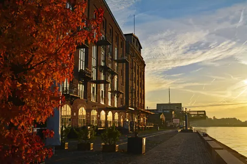 Herbst am Kreativkai – Münster-Motiv von Birgit Leimann