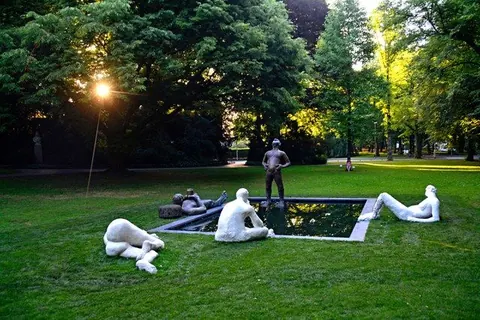 Skulpturen an der Promenade – Münster-Motiv von Birgit Leimann