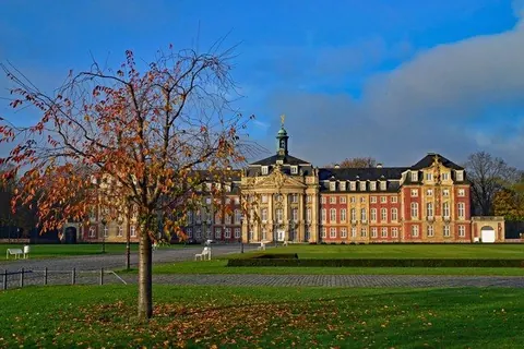 Schloss im Herbst – Münster-Motiv von Birgit Leimann