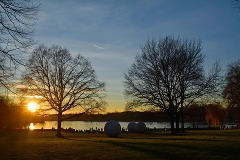 Aaseekugeln im Abendlicht – Münster-Motiv von Birgit Leimann