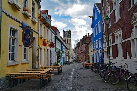 Kuhviertel mit Blick zur Überwasserkirche – Münster-Motiv von Birgit Leimann