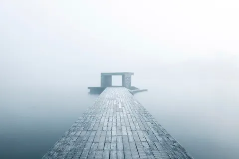 Steg im Winternebel – Münster-Motiv von Sascha Talke