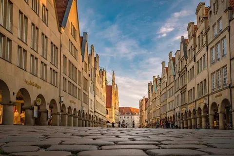 Prinzipalmarkt aus der Froschperspektive – Münster-Motiv von Sascha Talke