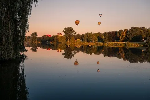 Ballonfahrt über dem Aasee – Münster-Motiv von Sascha Talke