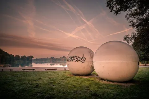 Aaseekugeln mit Graffiti – Münster-Motiv von Sascha Talke