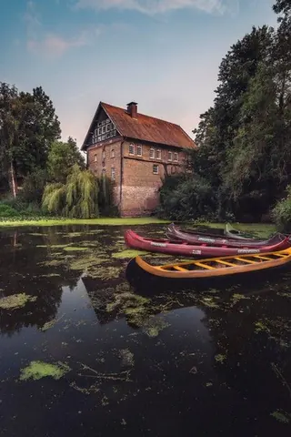 Pleister Mühle mit Kanus – Münster-Motiv von Sascha Talke