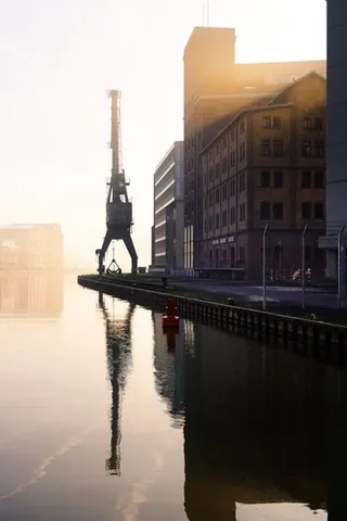 Hafenkran im Dunst – Münster-Motiv von Sascha Talke