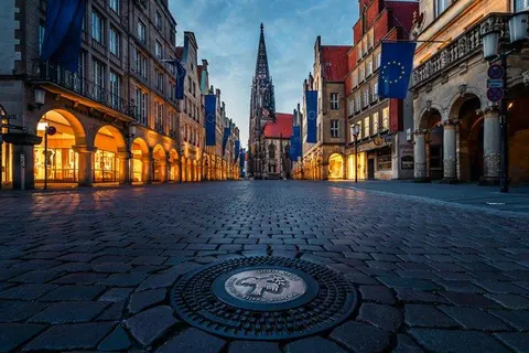 Kanaldeckel am Prinzipalmarkt – Münster-Motiv von Sascha Talke