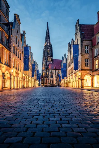 Lamberti und Fahnen – Münster-Motiv von Sascha Talke