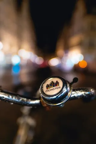 Fahrradklingel bei Nacht – Münster-Motiv von Thomas Branse
