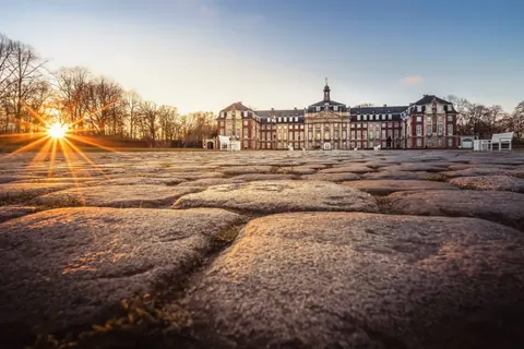 Raureif am Schlossplatz – Münster-Motiv von Thomas Branse