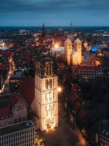 Überwasserkirche von oben – Münster-Motiv von Thomas Branse