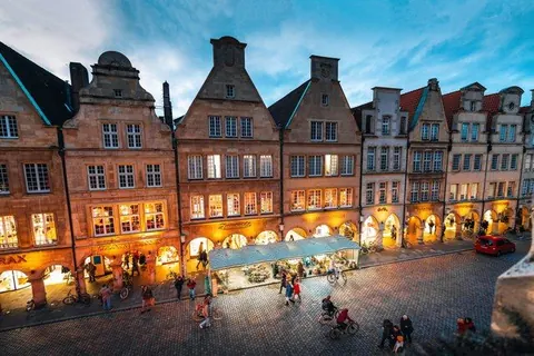 Prinzipalmarkt mit Markttreiben – Münster-Motiv von Thomas Branse